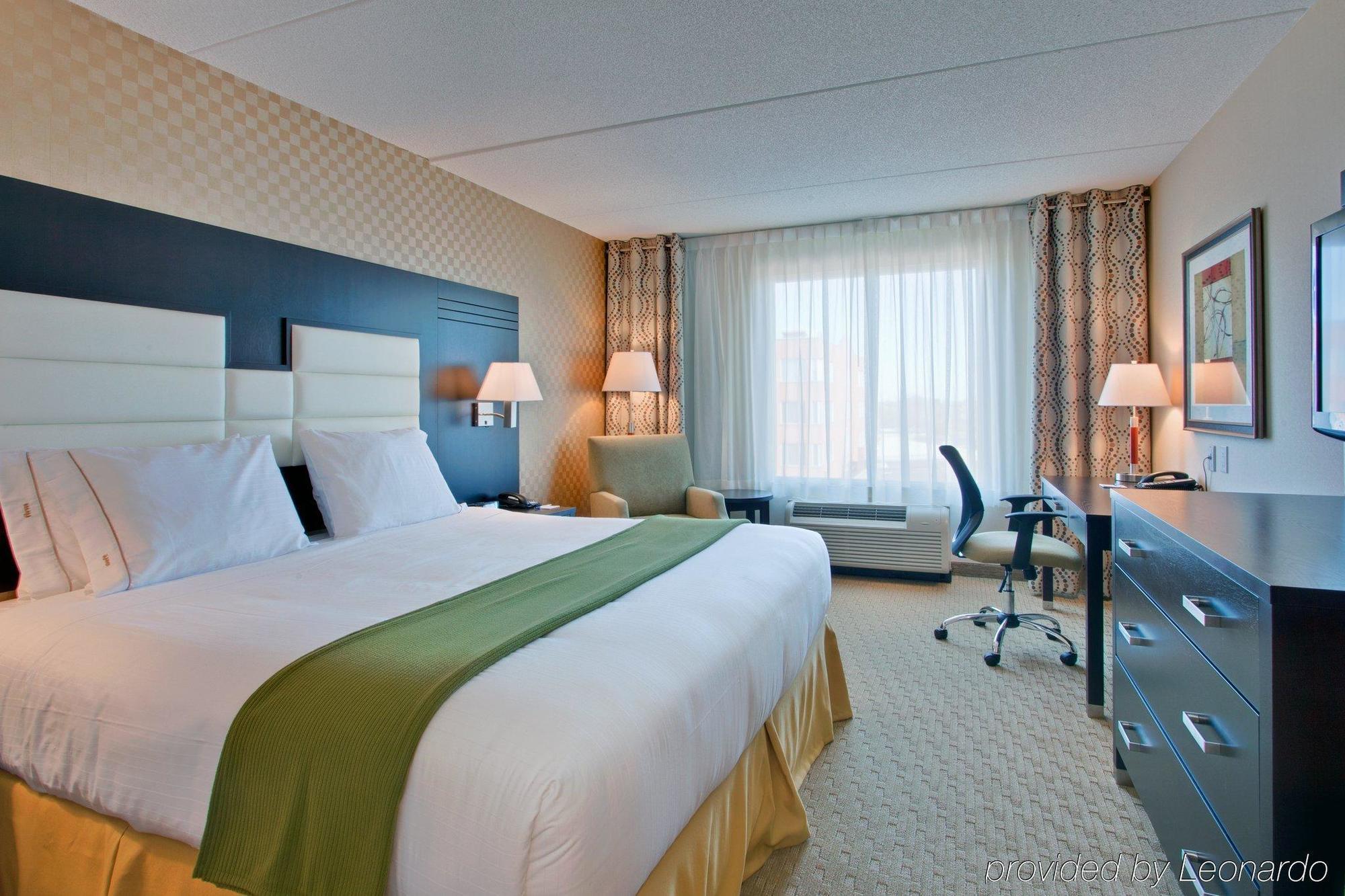 Holiday Inn Express Hotel & Suites Ottawa West-Nepean, An Ihg Hotel Zimmer foto